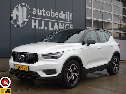 Volvo XC40 0