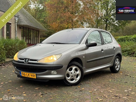 Peugeot 206 0