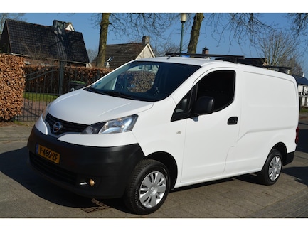 Nissan NV200 0