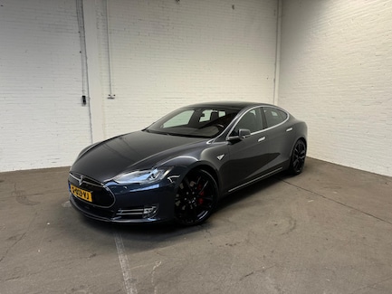 Tesla Model S 0