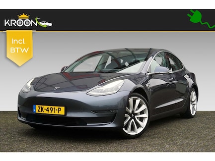 Tesla Model 3 0