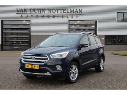 Ford Kuga 0