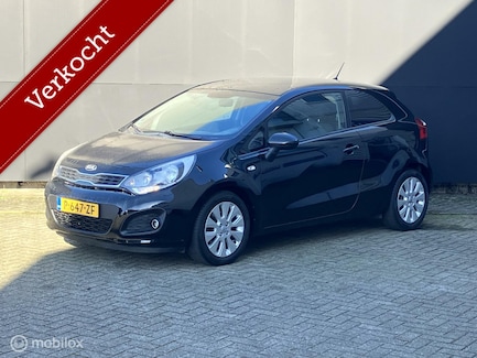 Kia Rio 0