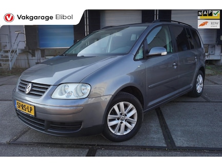 Volkswagen Touran 0