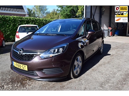 Opel Zafira 0