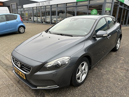 Volvo V40 0