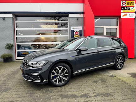 Volkswagen Passat 0