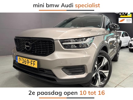Volvo XC40 0