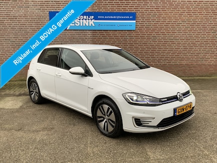 Volkswagen E-Golf 0