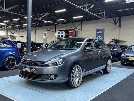 Volkswagen Golf 0