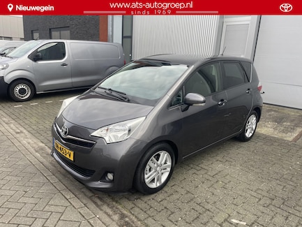 Toyota Verso-S 0