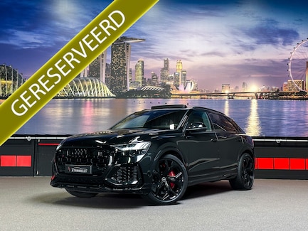 Audi RS Q8 0