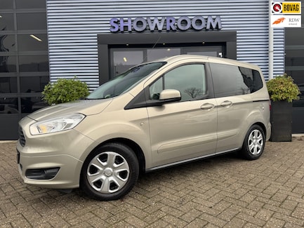 Ford Tourneo Courier 0