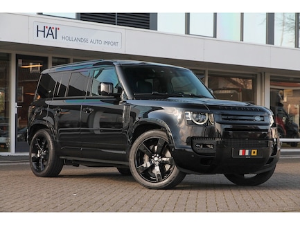Land Rover Defender 0