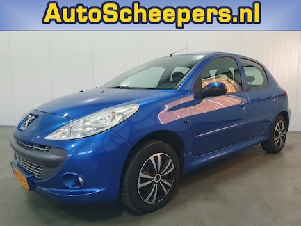 Peugeot 206+ 0