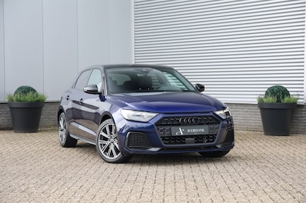Audi A1 0