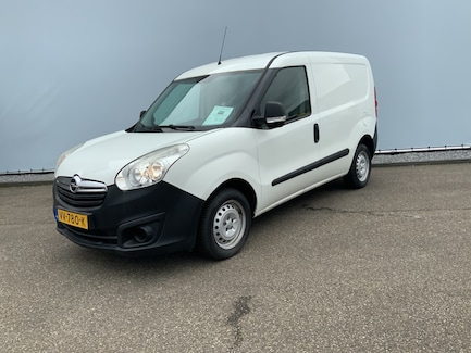 Opel Combo 0