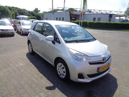Toyota Verso-S 0