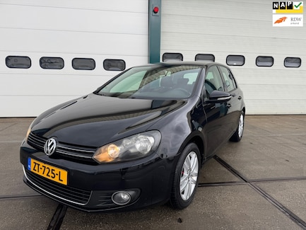 Volkswagen Golf 0
