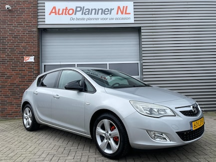 Opel Astra 0