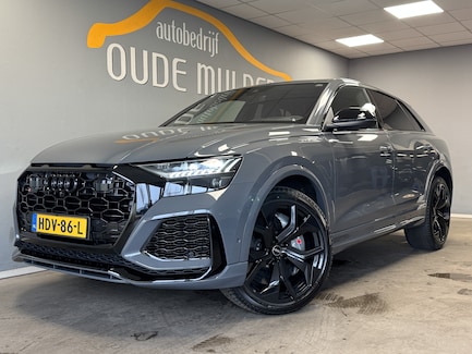Audi RS Q8 0