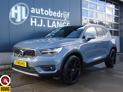 Volvo XC40 0