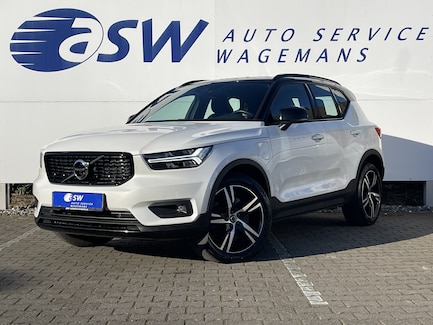 Volvo XC40 0