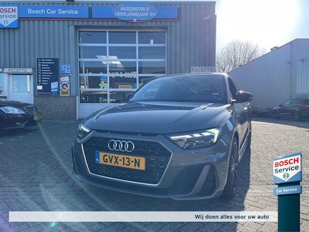 Audi A1 0