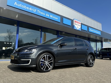 Volkswagen Golf 0