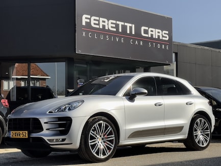Porsche Macan 0