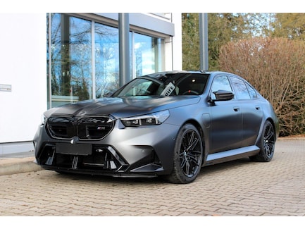 BMW M5 0