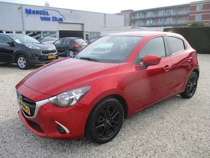 Mazda 2 0