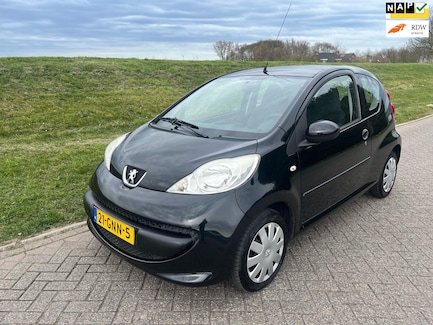 Peugeot 107 0
