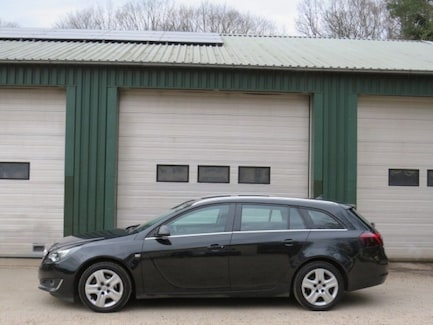 Opel Insignia 0