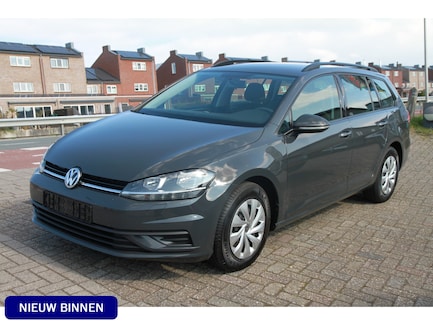 Volkswagen Golf 0