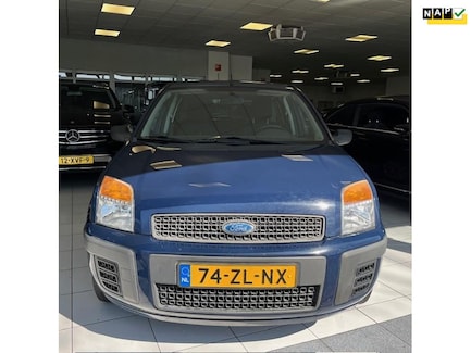 Ford Fusion 0