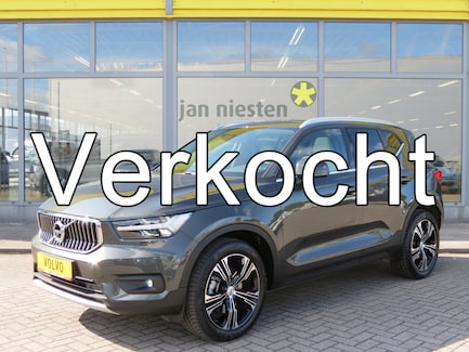 Volvo XC40 0