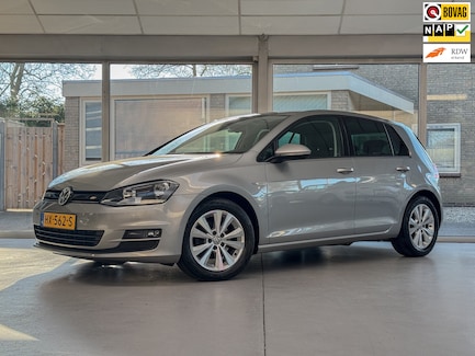 Volkswagen Golf 0