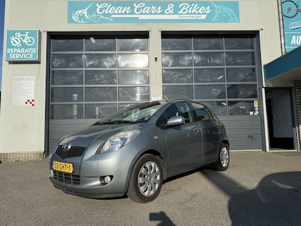 Toyota Yaris 0