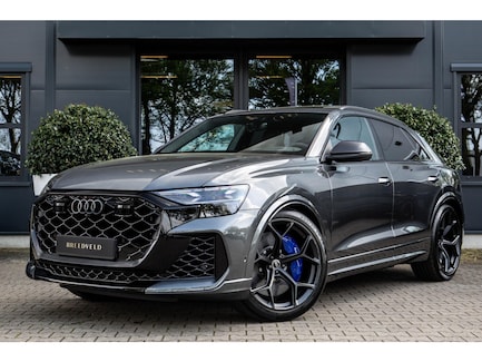 Audi RS Q8 0