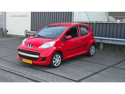 Peugeot 107 0