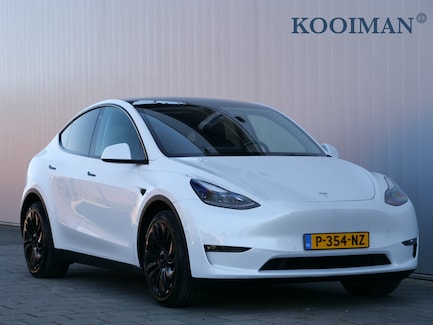 Tesla Model Y 0