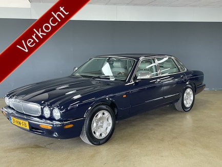 Jaguar Sovereign 0