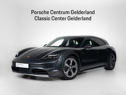 Porsche Taycan Cross Turismo 0