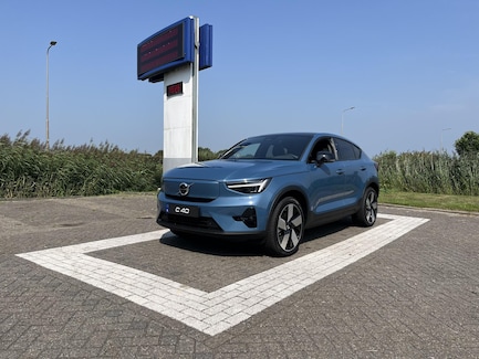 Volvo EC40 0