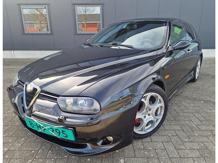 Alfa Romeo 156 0