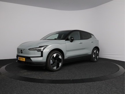 Volvo EX30 0