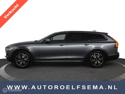 Volvo V90 Cross Country 0