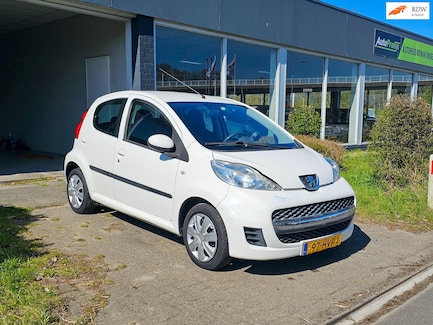 Peugeot 107 0