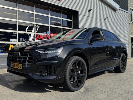 Audi Q8 0